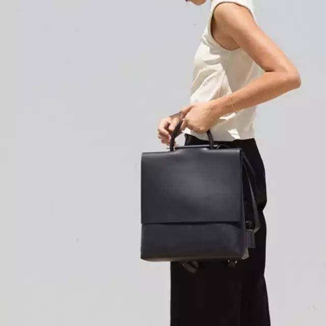 双肩包种草视频,双肩包种草好看能装不贵