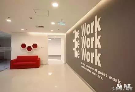 涔颁粈涔堥鑹茬殑鐡风爾濂界湅,閫変粈涔堥鑹茬殑鐡风爾姘镐笉杩囨椂