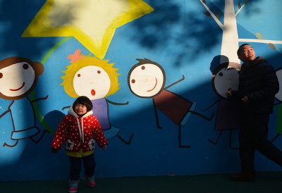 小朋友午睡经常尿床,小朋友幼儿园午睡总是尿床怎么办