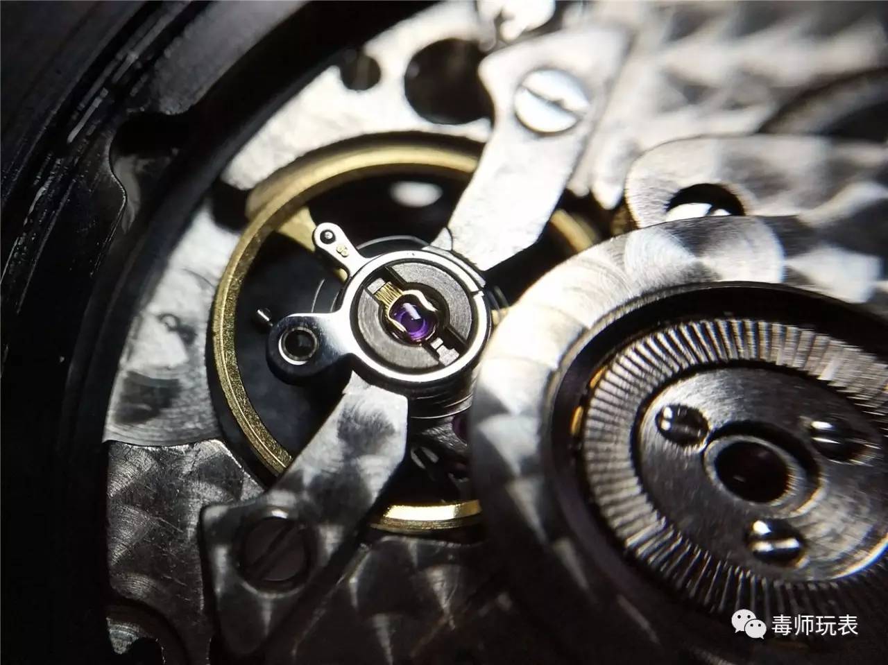 海鸥长津湖手表限量款,海鸥建国大业手表