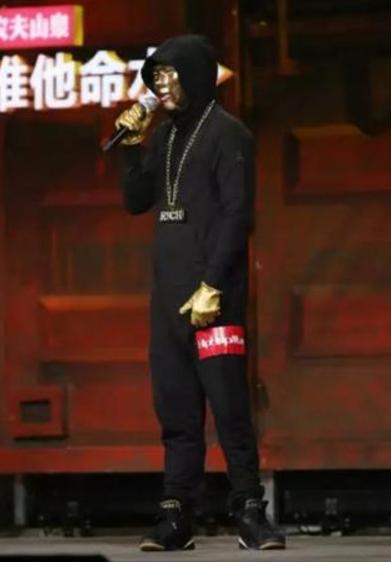 hiphop中国有嘻哈说唱,中国有嘻哈hiphopman即兴说唱