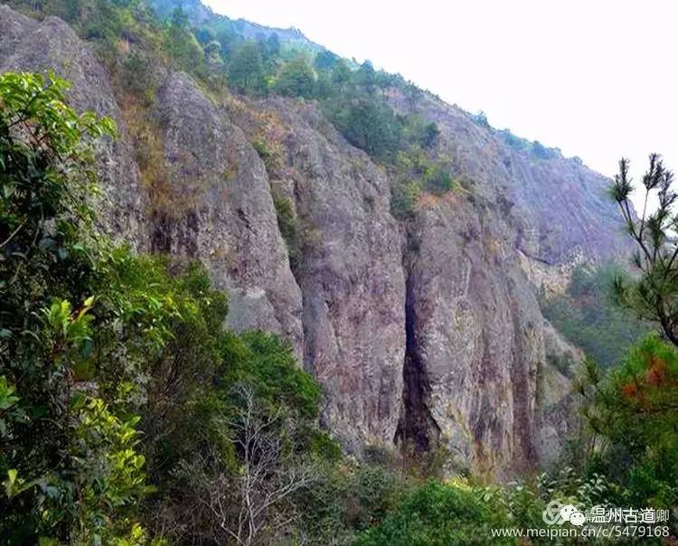 乐清白石凤凰山在哪,乐清白石山上好玩的地方