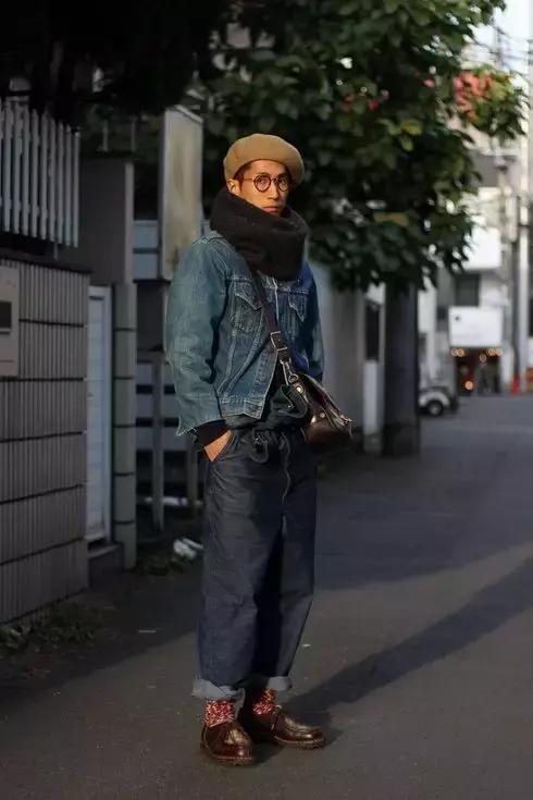 supreme lv联名的红色帽衫照片 (nike lv supreme三方联名)