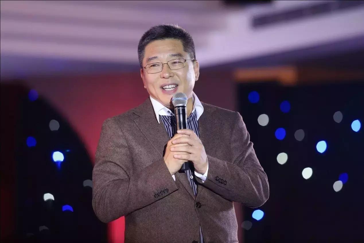 当年跟随贾跃亭加入乐视的前央视名嘴，现在过得如何？丨艾问