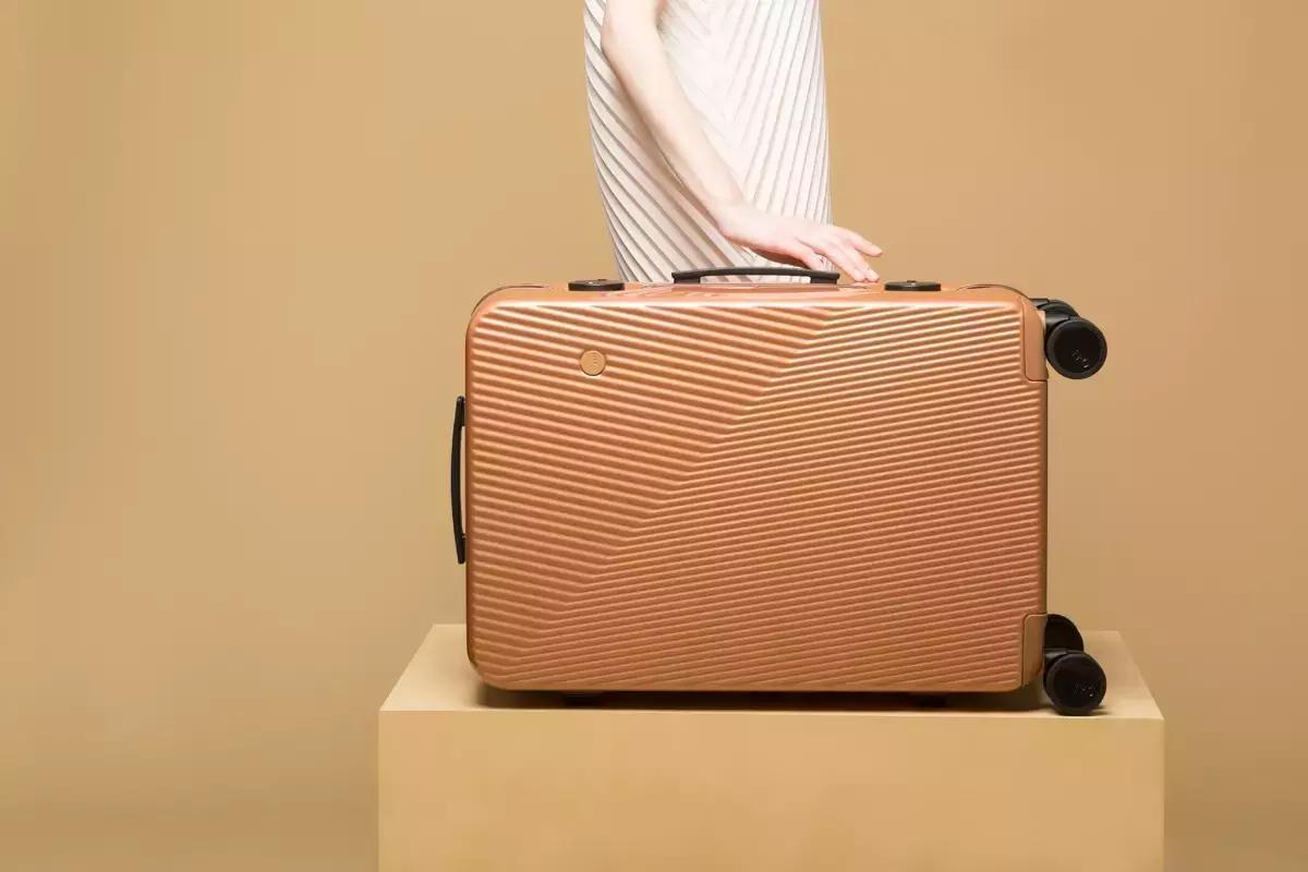 夏天出游行李箱推荐,最轻便的行李箱