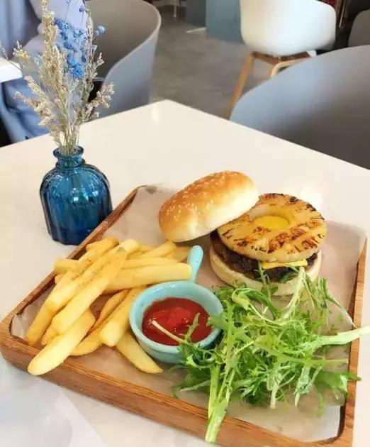 2019年吃货来武汉必吃的美食 (2020武汉吃货必备的20个美食常识)