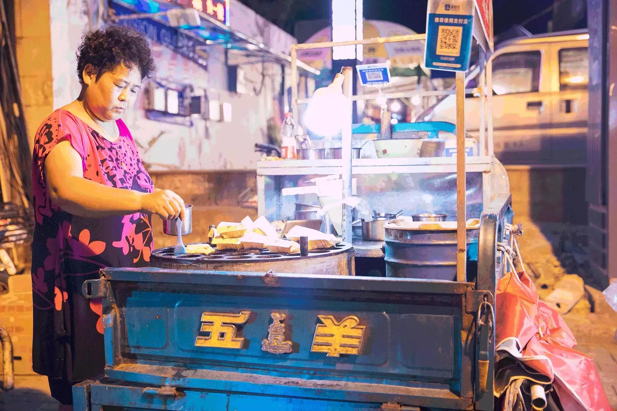 走！去南湖的“堕落街”再当一回学生伢！