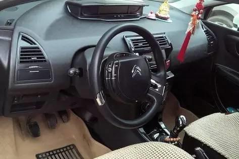 表板蜡喷了没擦干净有事吗,喷表板蜡发粘怎么办