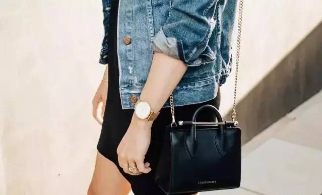 总说要Chanel、LV包包，但你连锁扣怎么打开都不知道！