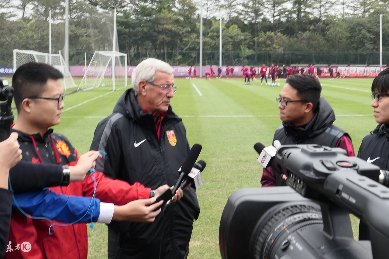 为国足加油的原视频,为国足加油的足球视频