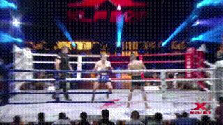 中国小伙惨被2次踢裆直打滚，打急眼铁腿狂扫踢瘸世界名将