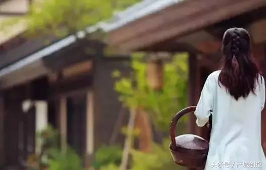 拈花湾中国心灵度假目的地,拈花一笑清风徐来的意思