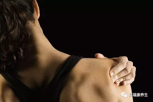 肩膀酸痛有什么中药调理,肩膀和脖子交界处酸痛用艾灸调理