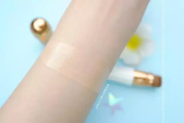 化妆和p图不能解决的方法,五分钟搞定的化妆视频不卡粉