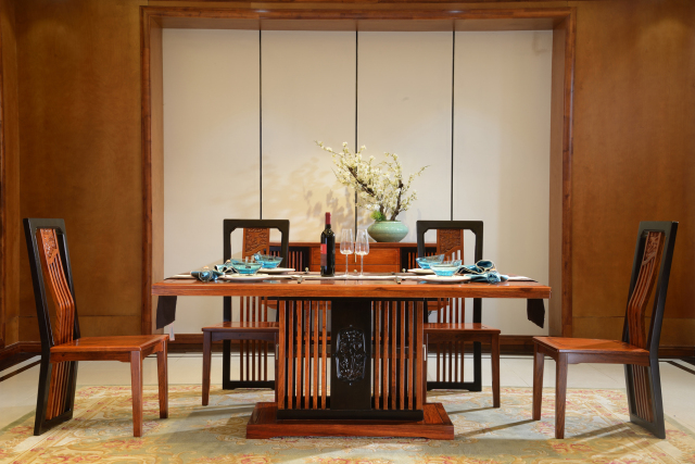 胶州家具制造市场,山东最大的实木家具生产基地