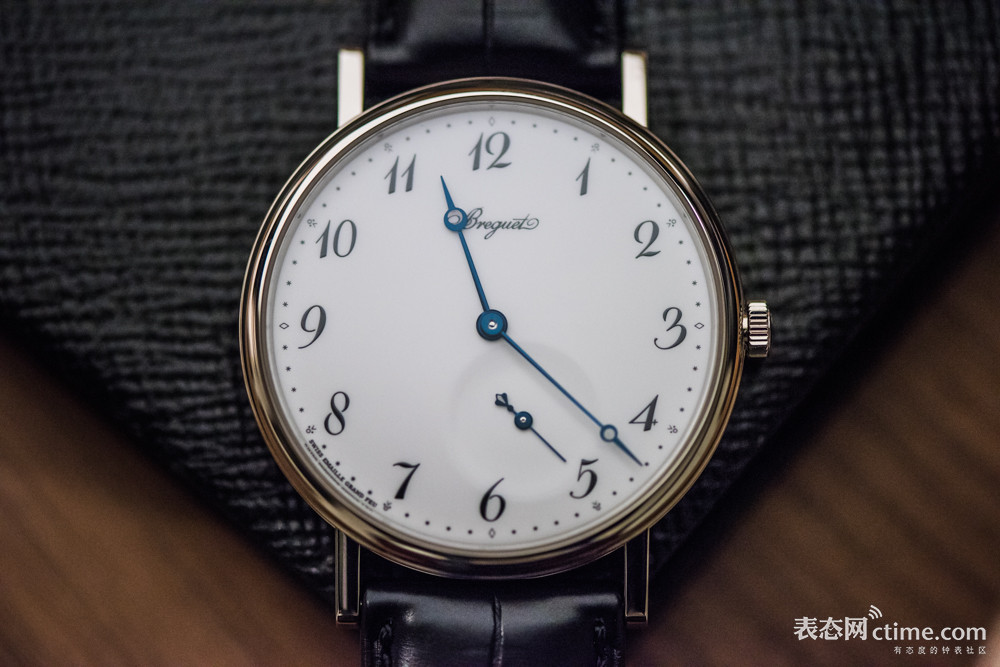 怎么鉴定阿玛尼满天星手表的真假,如何鉴定华为gt2手表是不是正品