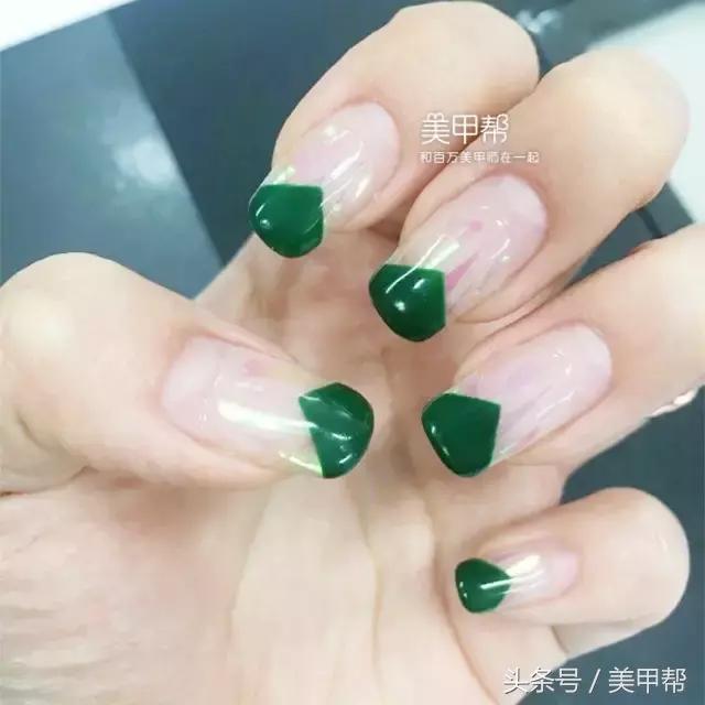 一般做美甲多久去卸甲,为什么美甲店都建议30天卸甲