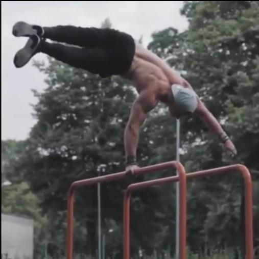 带你零基础健身入门,适合新手的0基础入门俯卧撑教学