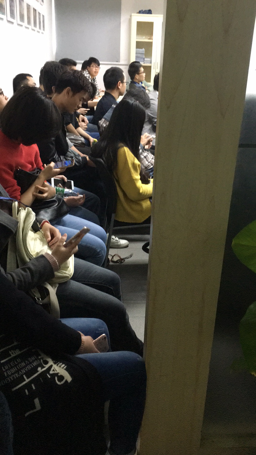 腾讯微信客服电话24小时人工服务,腾讯微信客服24小时工作吗