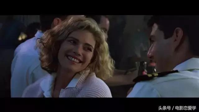 男子女厕所撩妹，简直*兽禽**！