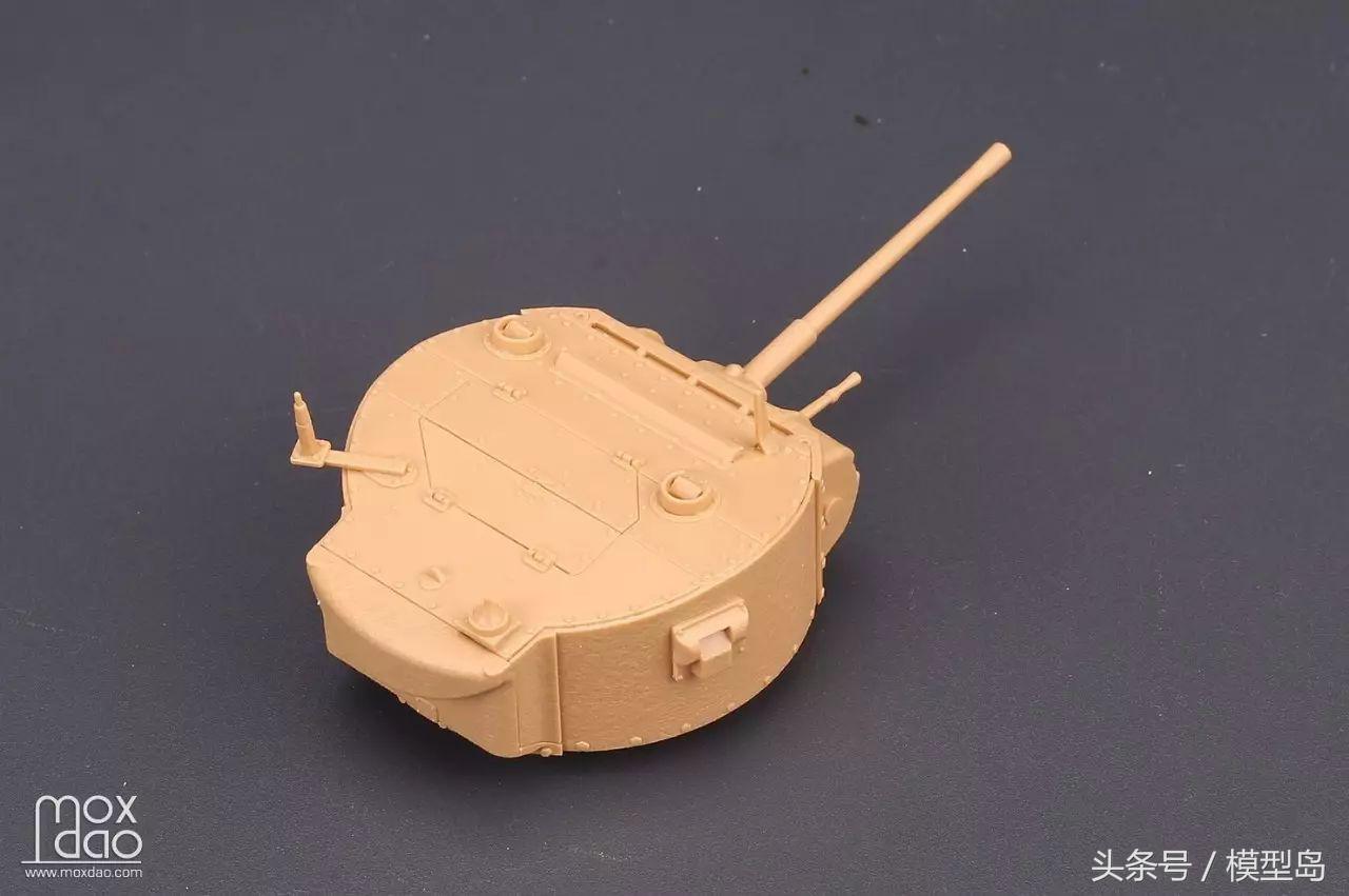 田宫新品35352圣瓦伦丁战车|板件评测