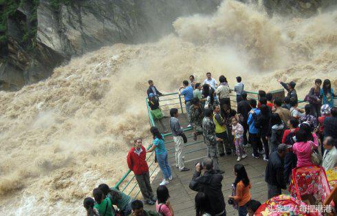 虎跳峡是云南必去之地,虎跳峡是贵州的著名峡谷吗