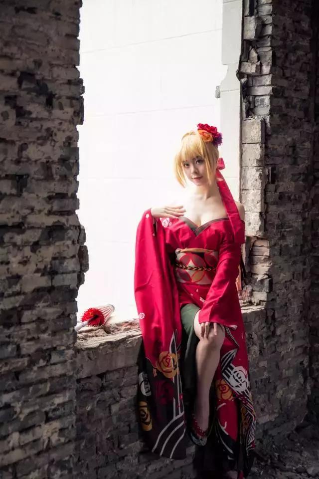 腾龙sp24-70vc2.8,腾龙sp24-70值得买吗