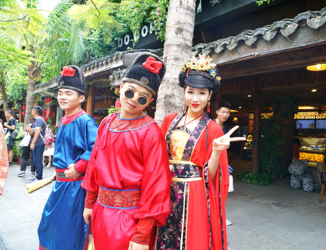 带着宝贝去旅行，遇见三亚遇见海