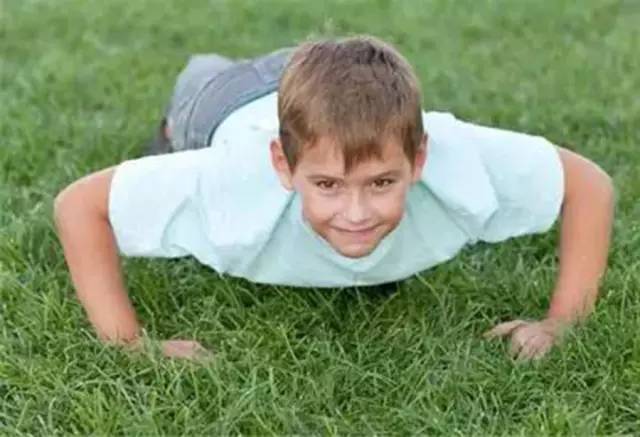 怎么让孩子个子快快长高,怎样让孩子个子长得高