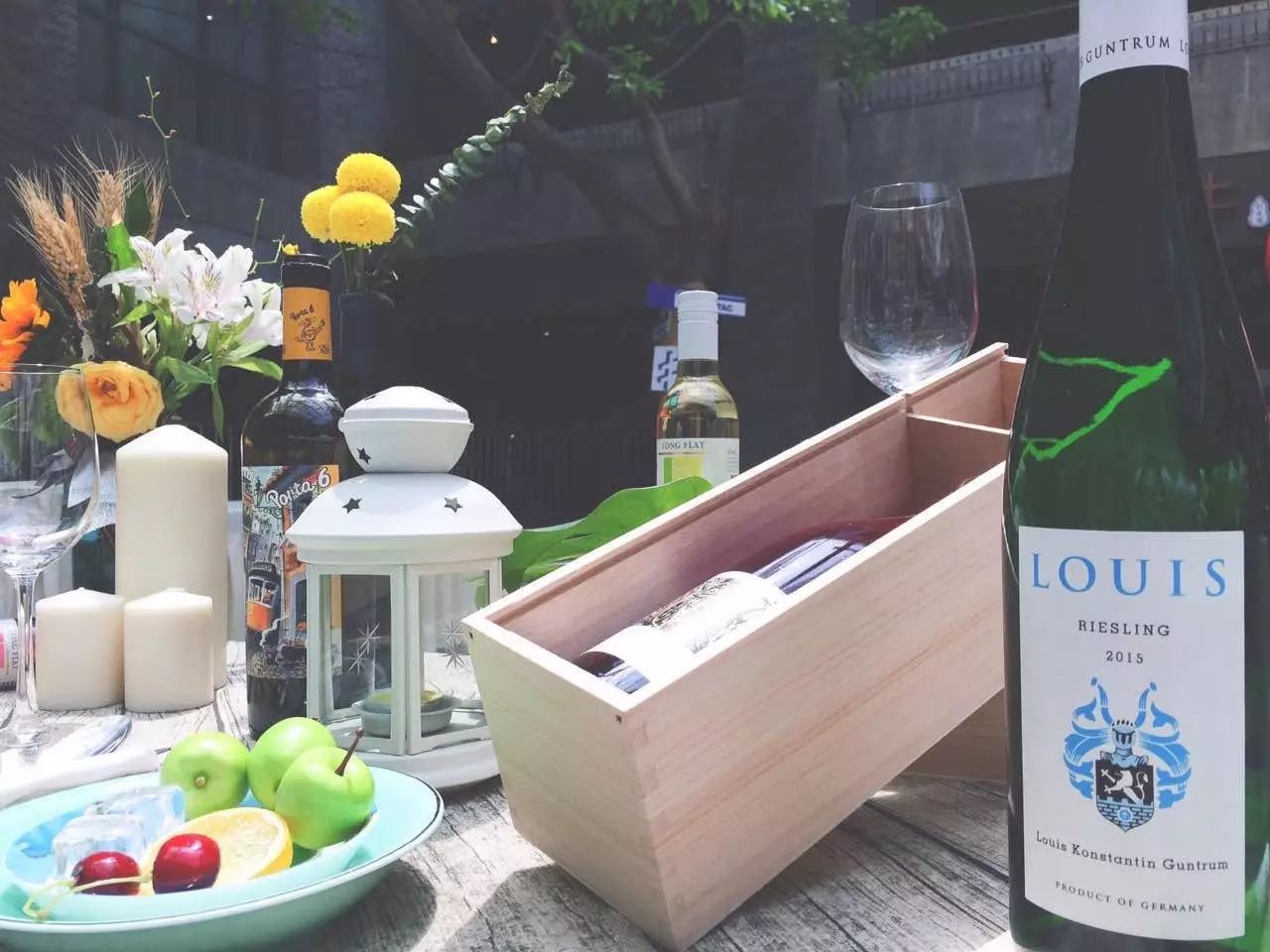 soho西区广告牌 (建外soho西区广告牌)