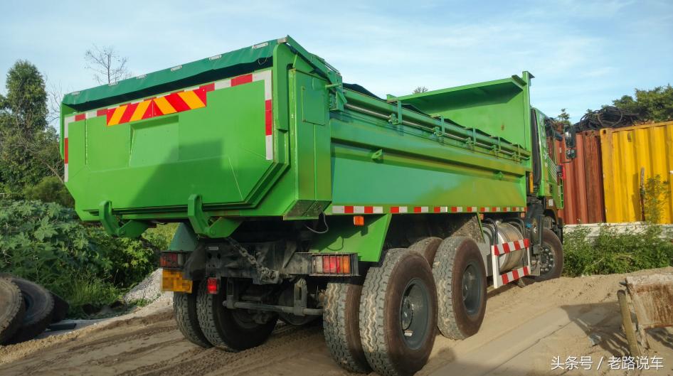 红岩金刚m500自卸车内饰图片,红岩金刚m500自卸车轻量化