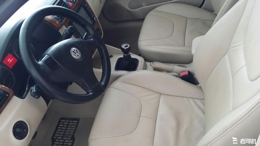 大学毕业买几万块钱车,6万左右16款大众速腾1.4t二手价格