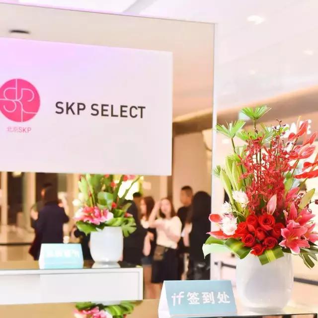 关晓彤买鞋,关晓彤新鞋