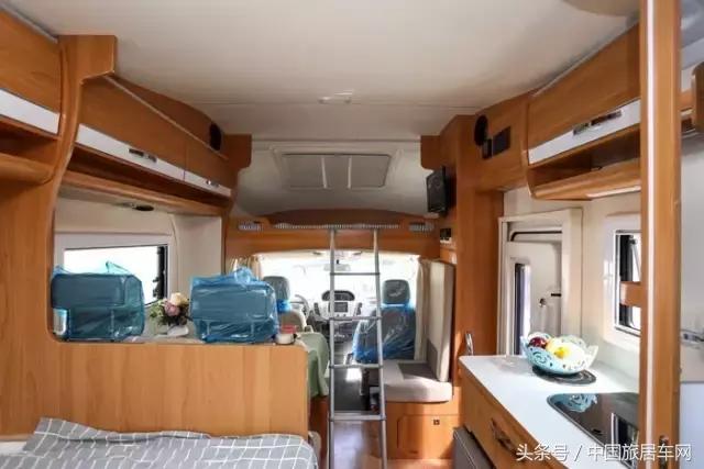 上汽大通maxusrv80型房车原厂,大通rv80b型房车原厂