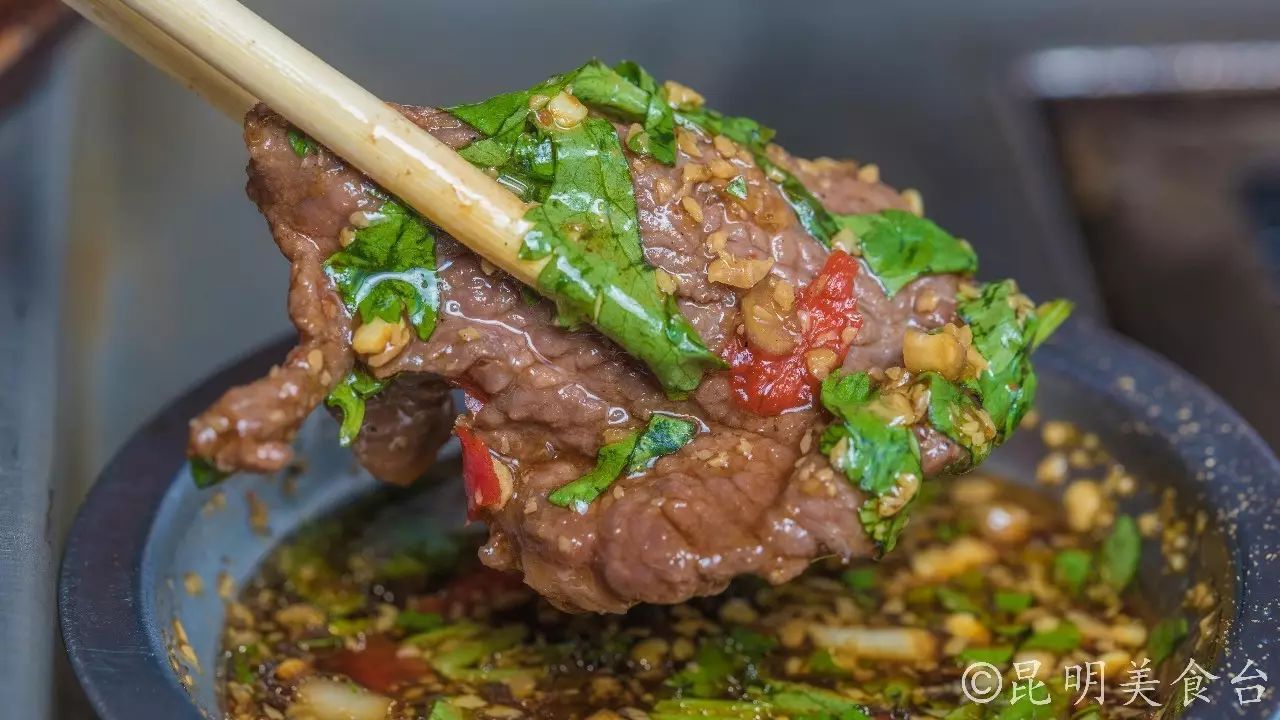 昆明每天蘸水500份的羊肉馆,昆明排名前十烧烤