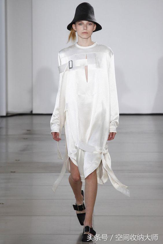 发霉的衣物用什么东西可以洗得掉,防止衣物发霉神器