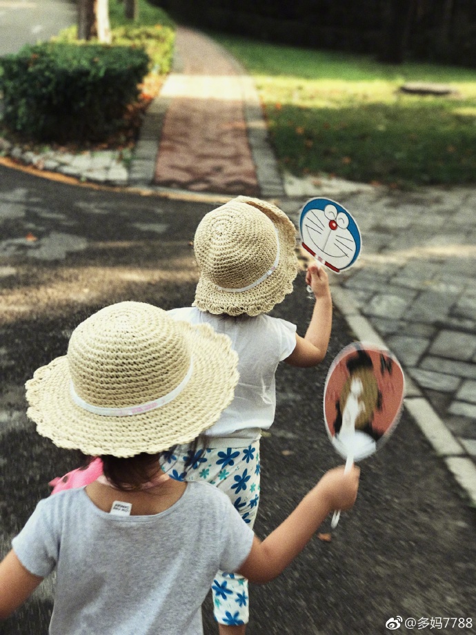 5.1假期出游怎么穿,五月母女出游怎么穿