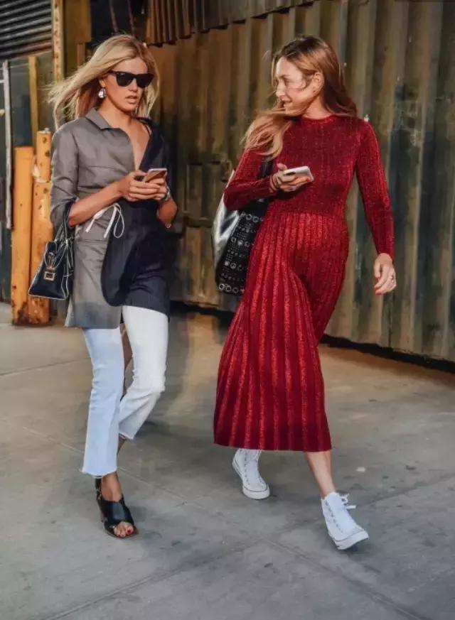 哪款小白鞋百搭透气高颜值,2021什么小白鞋经典又时尚女