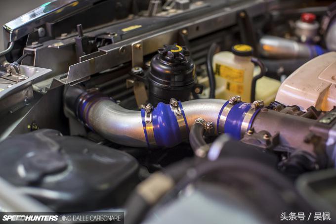 劳斯莱斯为什么不用丰田发动机,为了一把伞买劳斯莱斯