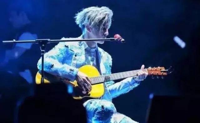 薛之谦能不能认真一点,薛之谦不能错过任何一个梗