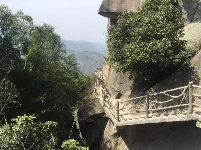 人人都喜欢的小资生活商业区,有些人喜欢大城市的繁华