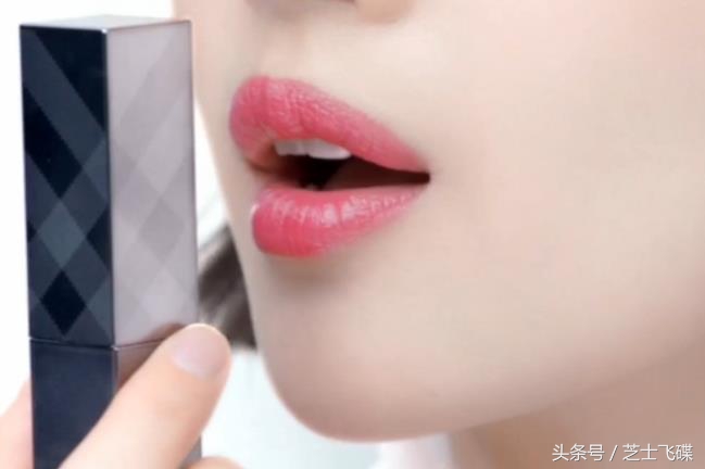 周冬雨代言什么大牌口红,周冬雨dior口红