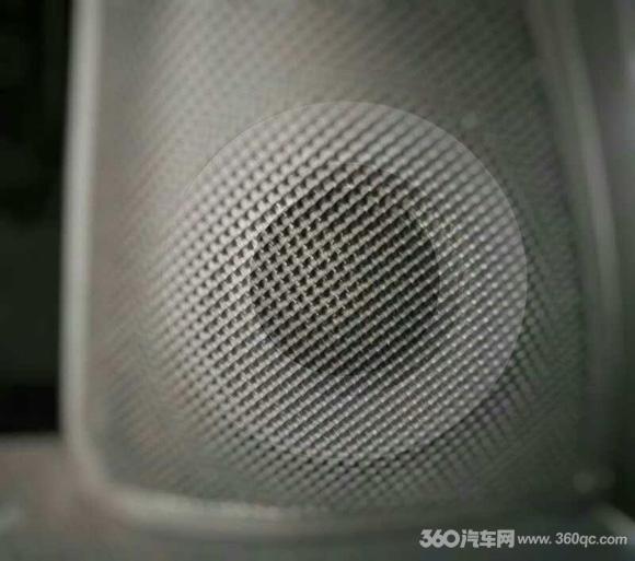 完胜原车自带的哈曼卡顿！奔驰GLK300改装魔乐歌HD6