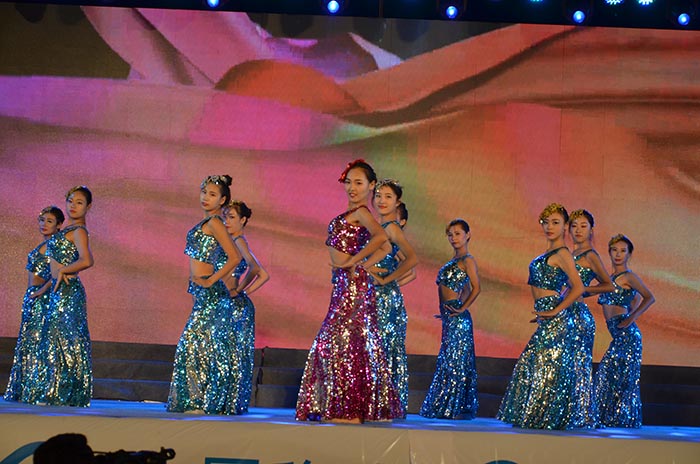 山东商务职业学院文艺汇演,山东商务职业学院2022迎新直播