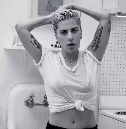 ladygaga代言珠宝,ladygaga代言的香槟多少钱