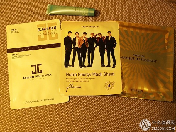 #最美梳妆台#美肤十年路漫漫 篇四：紧急护理密集护理都是你—面膜篇