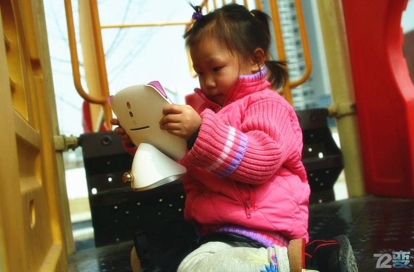 小西机器人测评--孩子最爱的机器猫