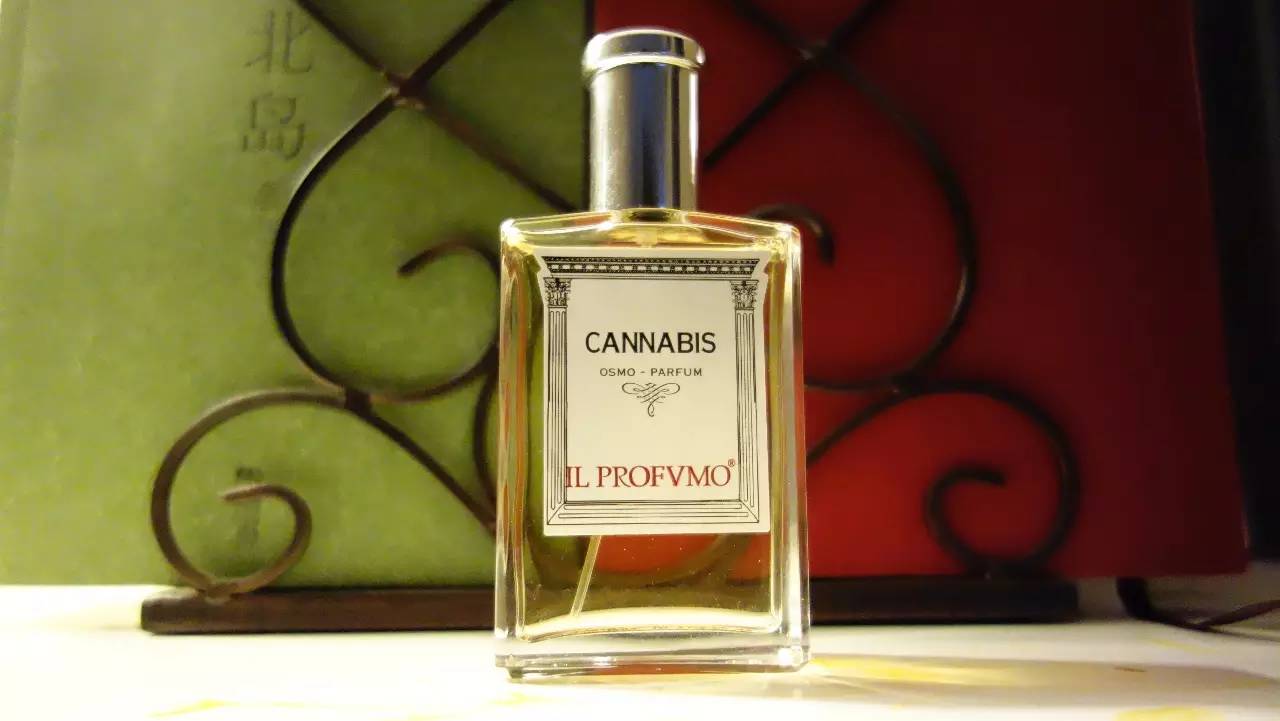 HPDl四支高分*麻大**香不违法的填补人生空白