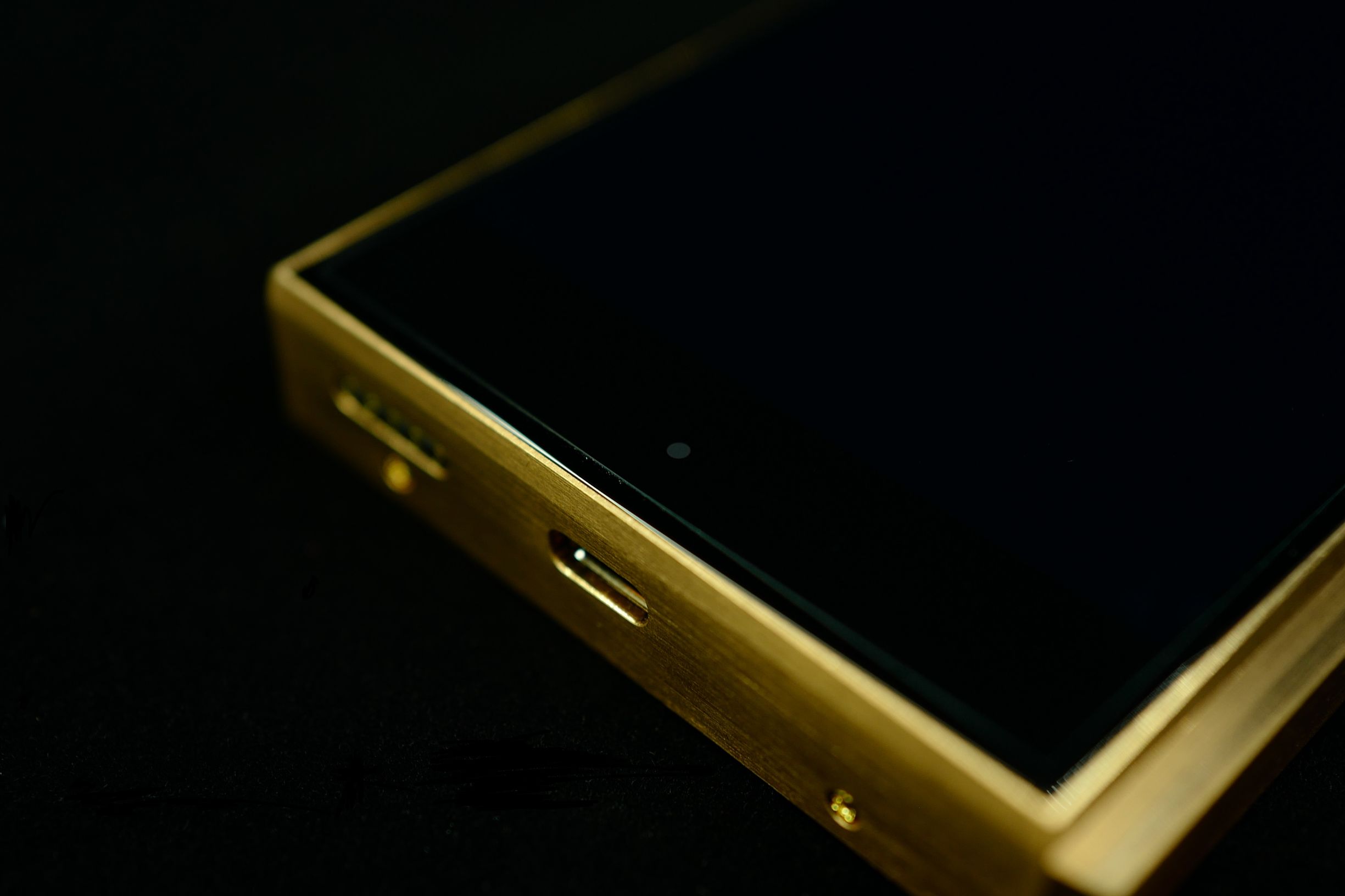 艾利和sp1000m和sp1000音质对比,艾利和sp1000过时了吗