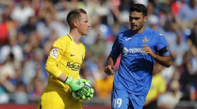 登贝莱重伤草皮害惨巴萨还记得那年的斯坦福桥吗